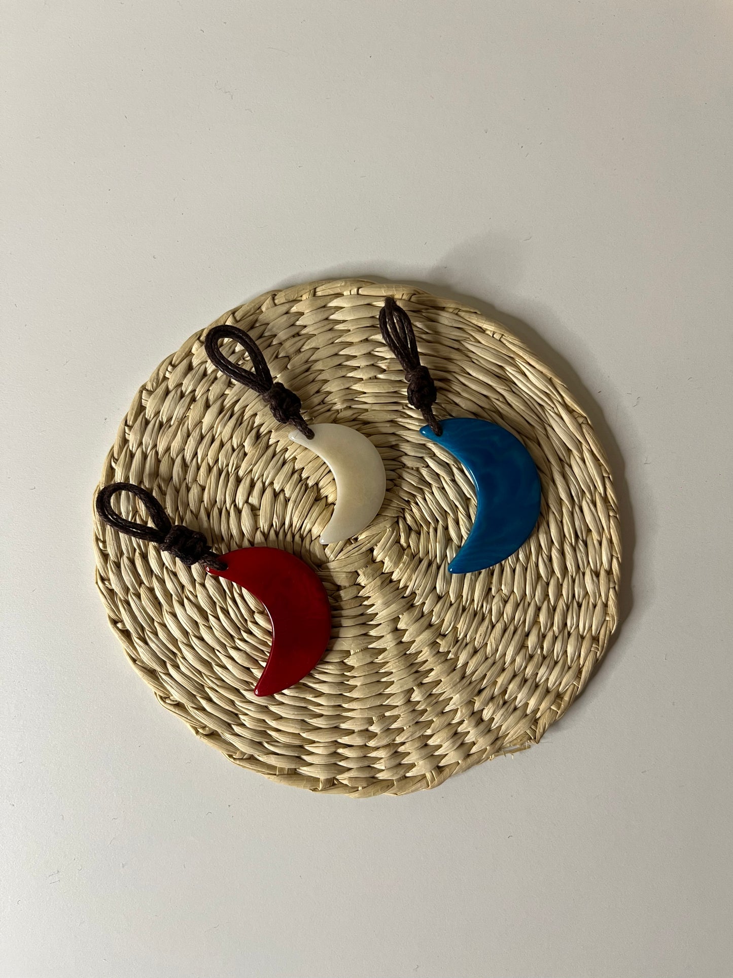 Blue Moon Pendant – Tagua