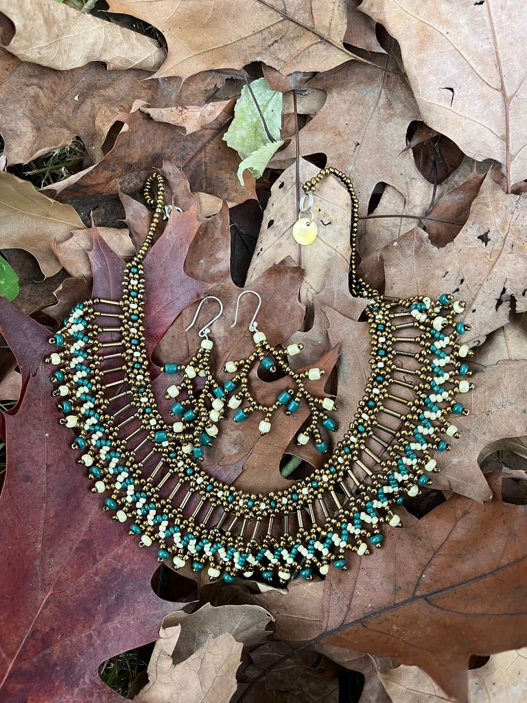 Lluvia Necklaces & Earrings Set