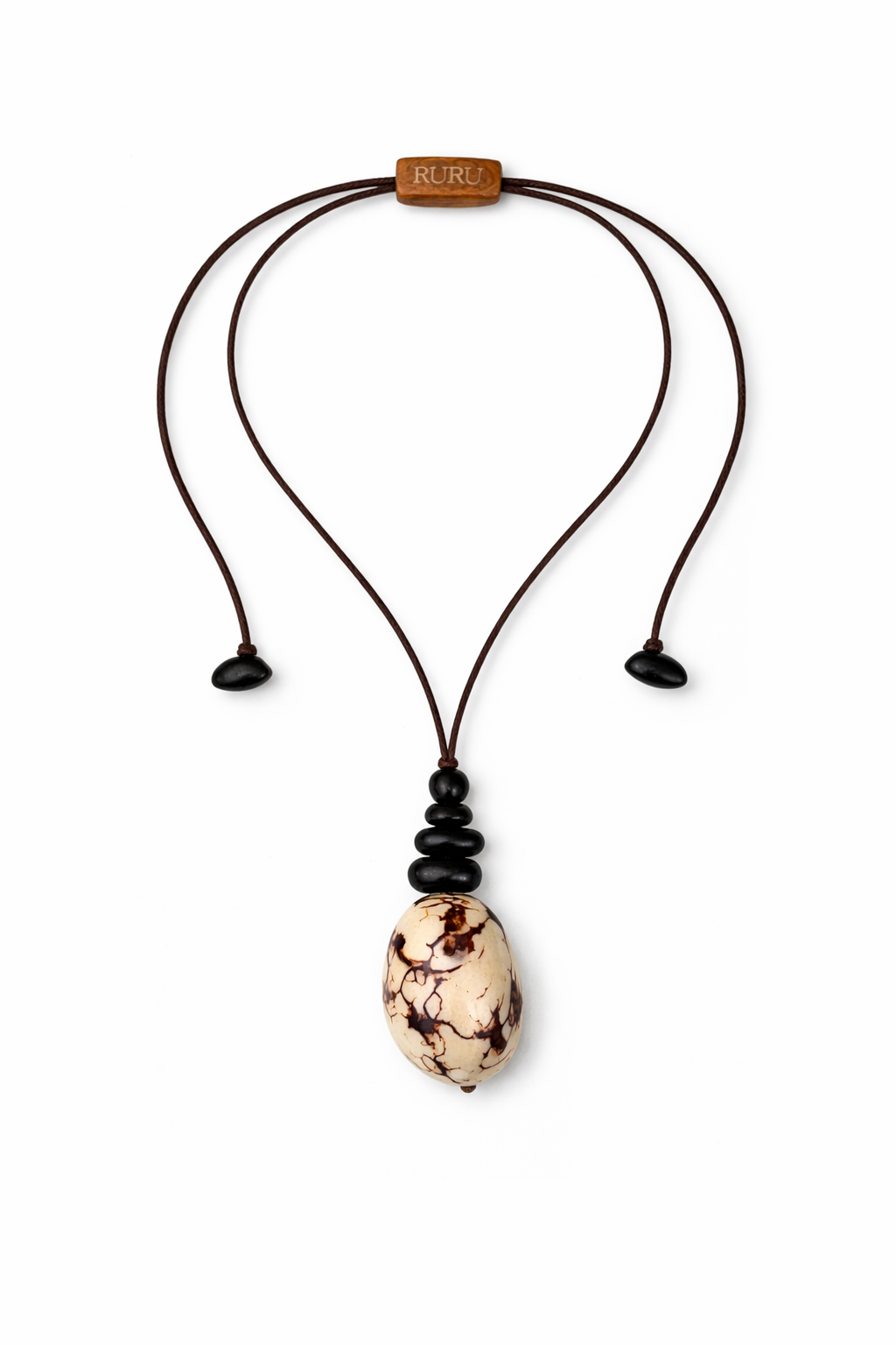 Esencia Black Pendant Necklace