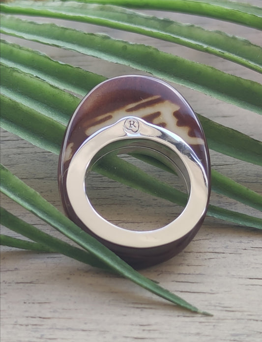 Raíces Marbled Brown Ring